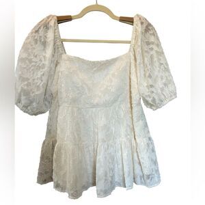 New She Sky Finley’s Cream Ivory Lace Textured Puff Sleeve Blouse L